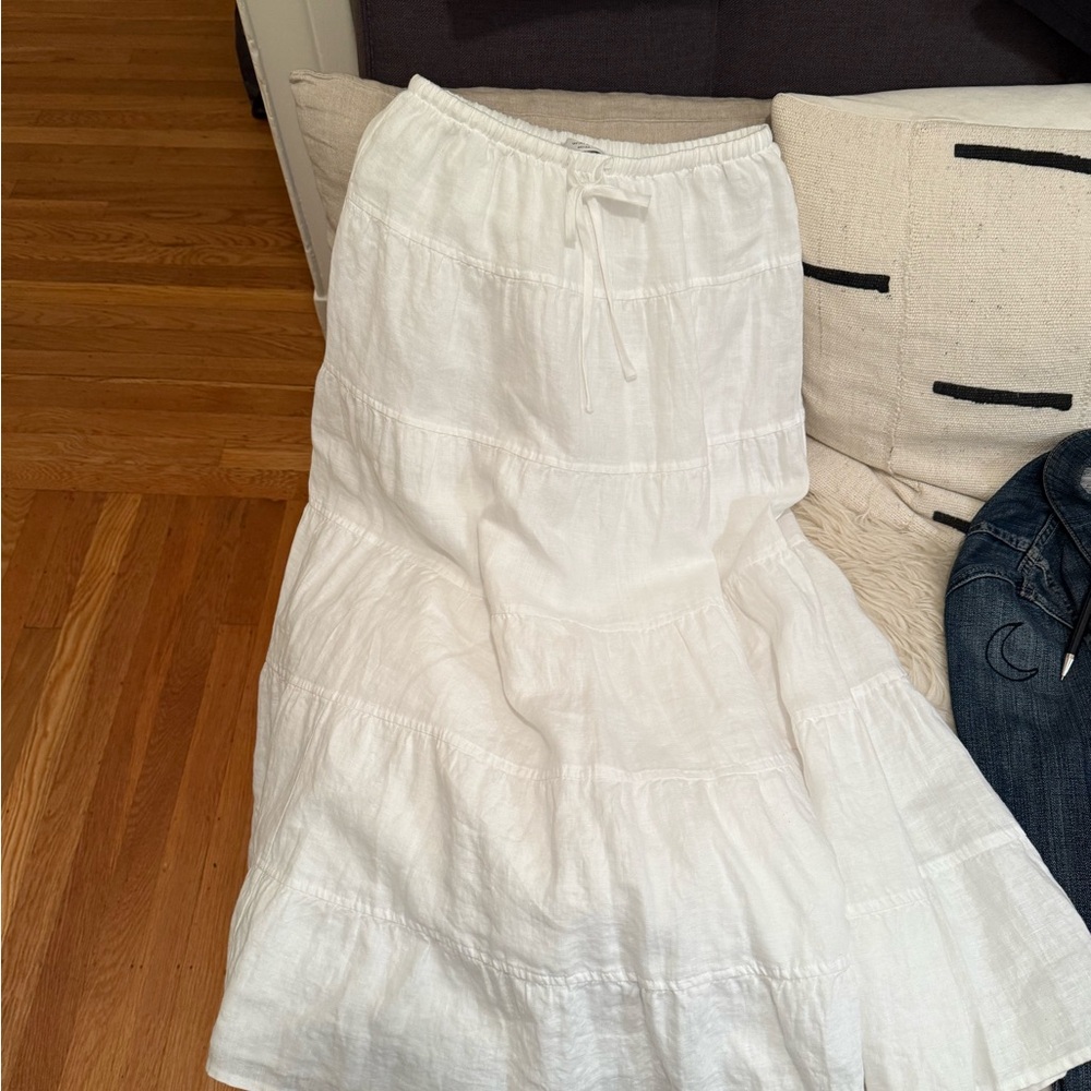 Elegant White Maxi Skirt